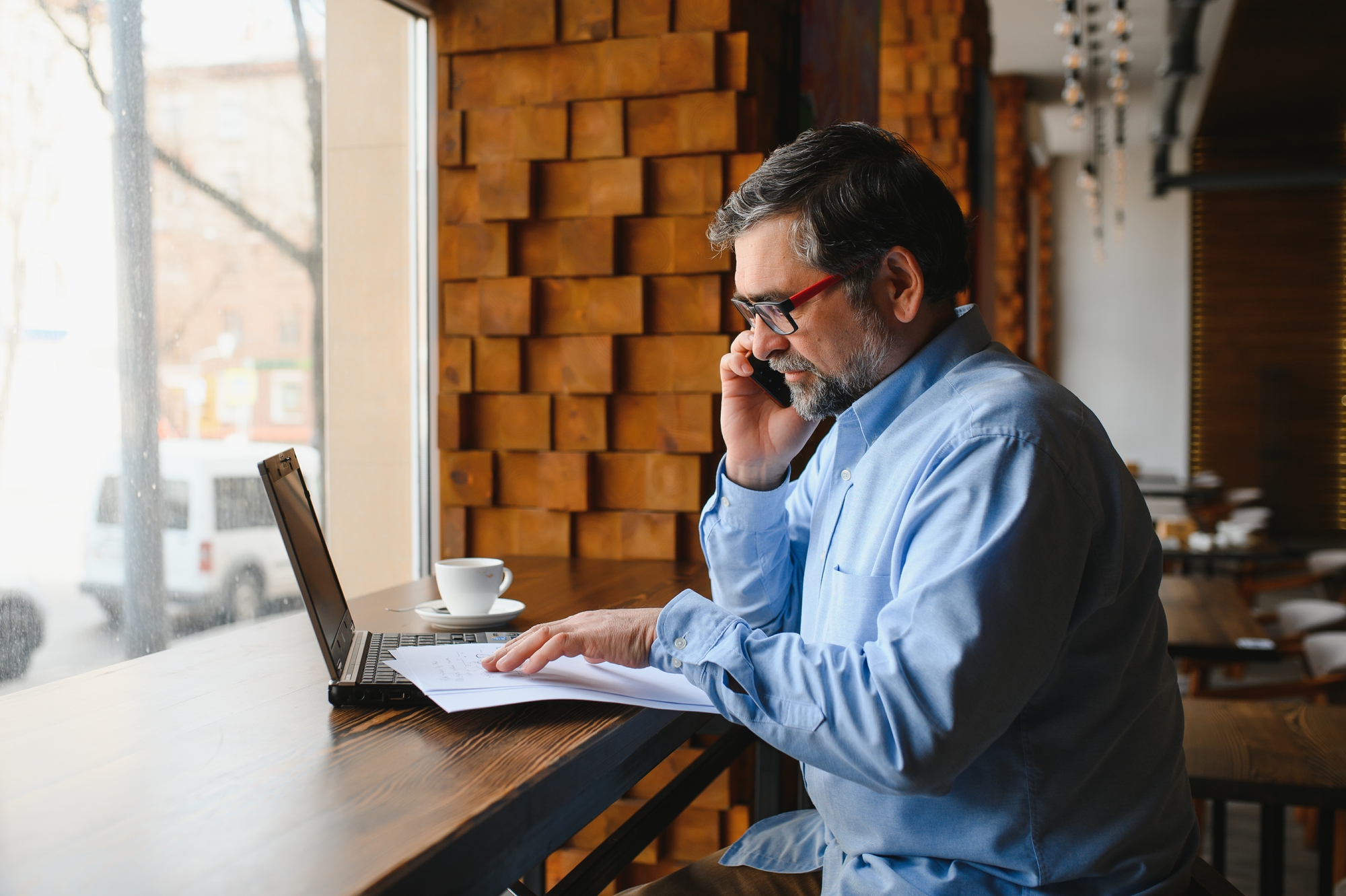 freelancer researching for what jobs or industries will benefit most from the gig economy